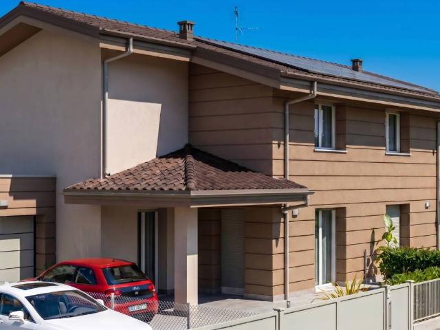 Villa Indipendente in vendita a Nuovo Circondario Imolese, Imola