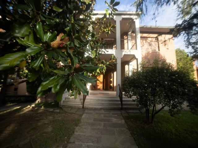 Villa Indipendente in vendita a Nuovo Circondario Imolese, Imola