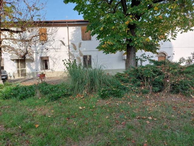 Villa Indipendente in vendita a Nuovo Circondario Imolese, Imola