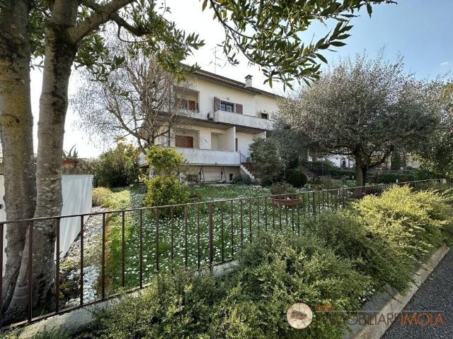 Villa Indipendente in vendita a Pedagna, Imola