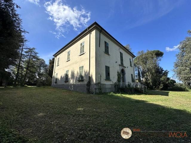 Villa Indipendente in vendita a Nuovo Circondario Imolese, Imola