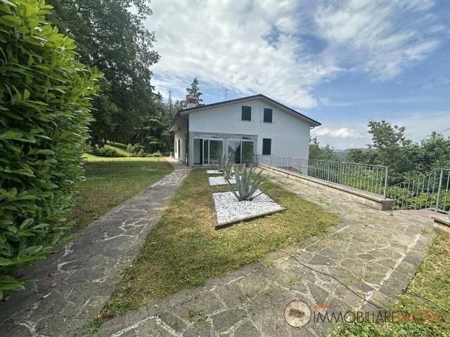 Villa Indipendente in vendita a Nuovo Circondario Imolese, Imola