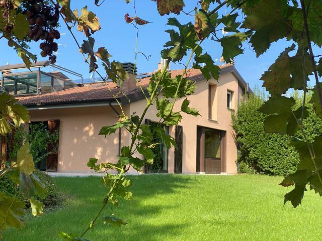 Villa Indipendente in vendita a Nuovo Circondario Imolese, Imola