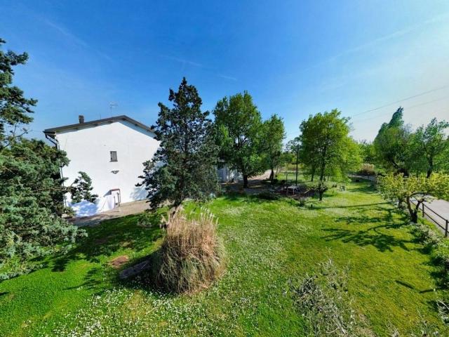 Villa Indipendente in vendita a Nuovo Circondario Imolese, Imola