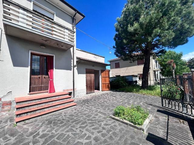 Villa Indipendente in vendita a Nuovo Circondario Imolese, Imola