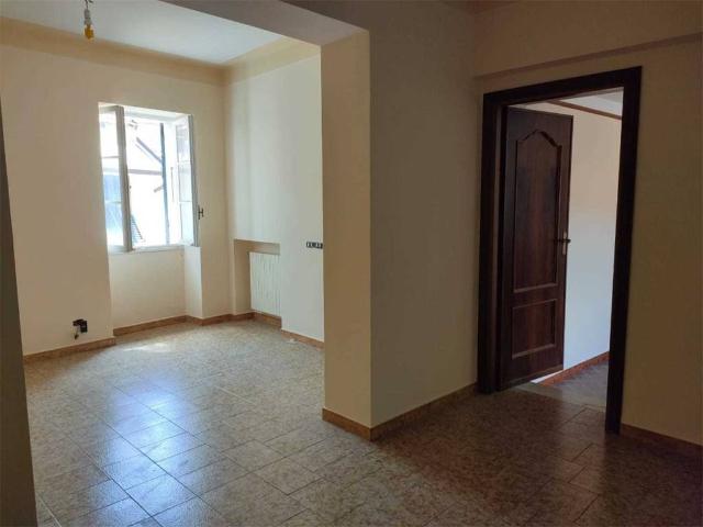 Villa Indipendente in vendita a Imperia, Liguria