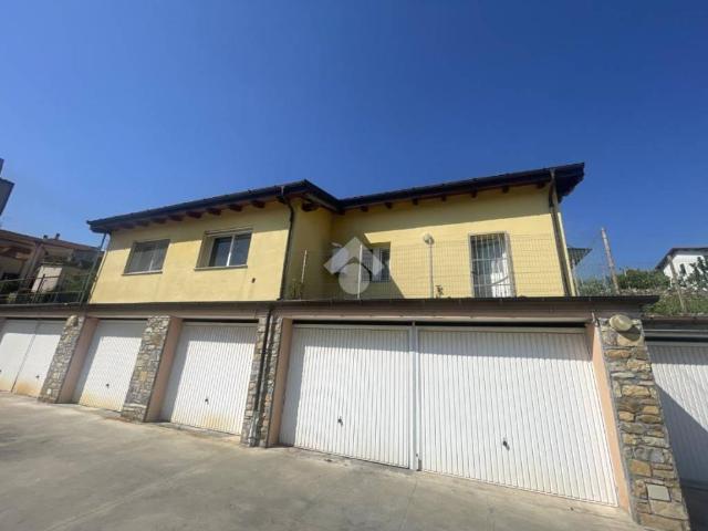 Villa Indipendente in vendita a Imperia, Liguria