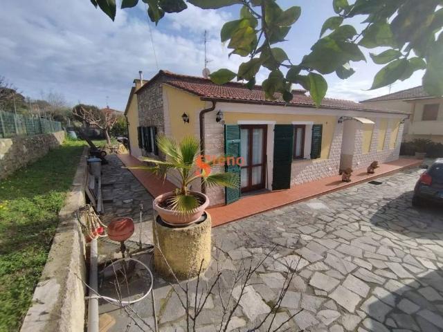Villa Indipendente in vendita a Caramagnetta, Imperia