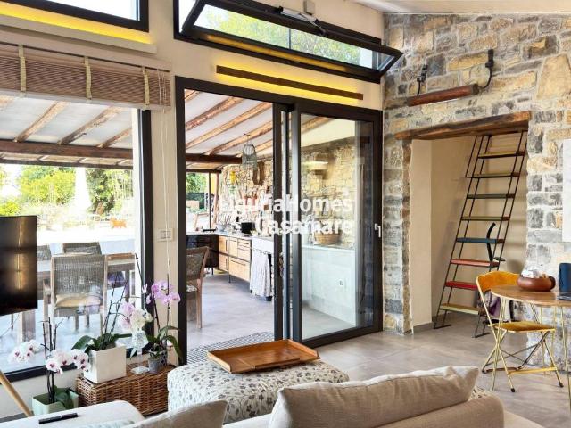 Villa Indipendente in vendita a Poggi Superiore, Imperia