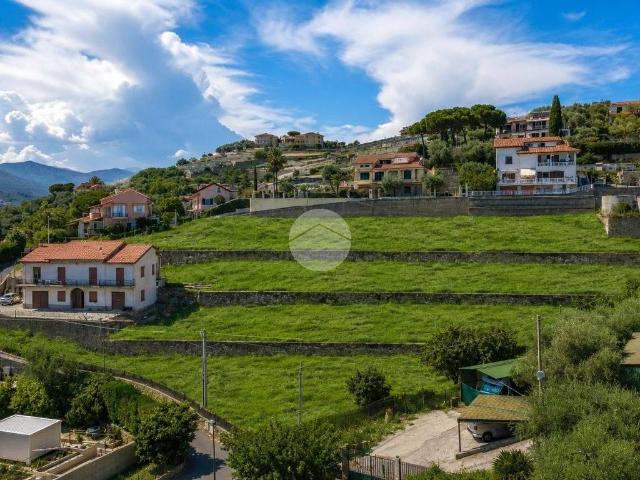 Villa Indipendente in vendita a Imperia, Liguria