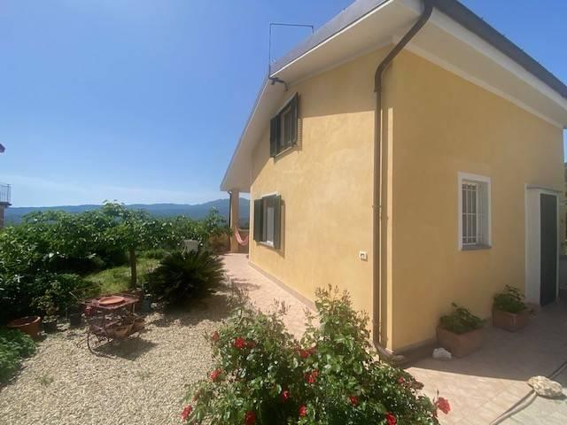 Villa Indipendente in vendita a Imperia, Liguria