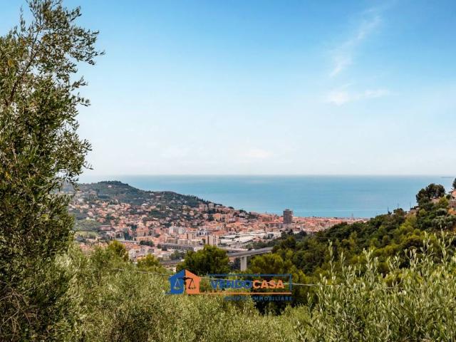 Villa Indipendente in vendita a Imperia, Liguria