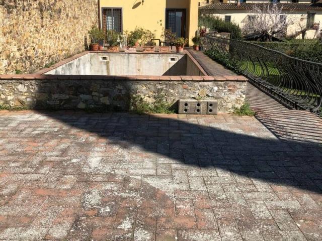 Villa Indipendente in vendita a Le Rose, Impruneta