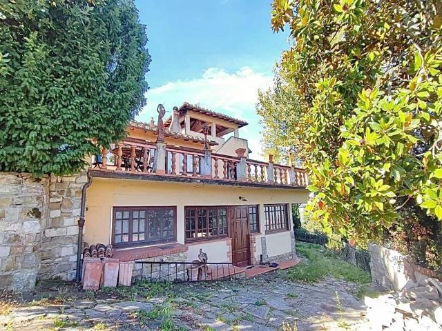 Villa Indipendente in vendita a Quartiere 3, Firenze