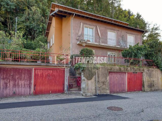 Villa Indipendente in vendita a Comunità Montana del Piambello, Induno Olona