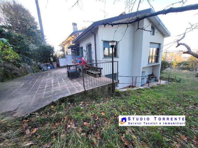 Villa Indipendente in vendita a Villa Romanò, Inverigo