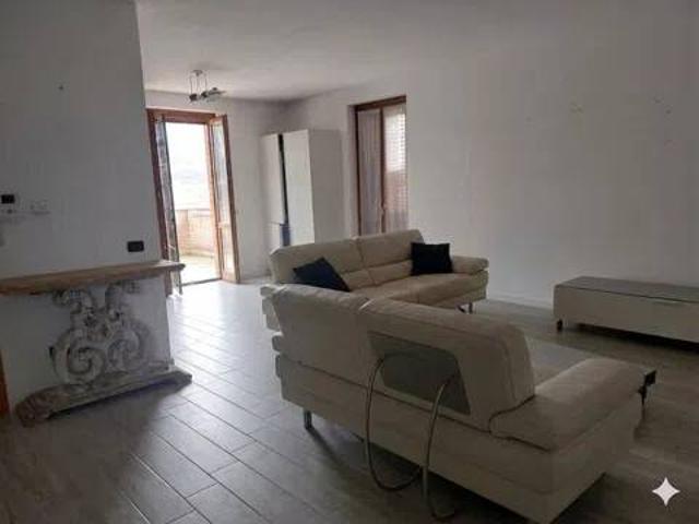 Villa Indipendente in vendita a Arosio, Lombardia