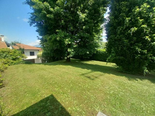 Villa Indipendente in vendita a Santa Maria della Noce, Inverigo