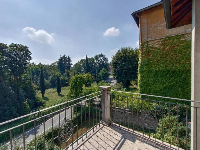 Villa Indipendente in vendita a Villa Romanò, Inverigo
