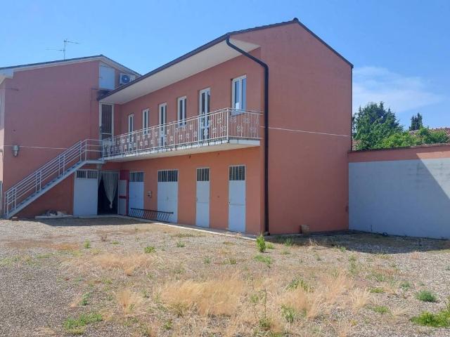 Villa Indipendente in vendita a Inverno E Monteleone, Lombardia
