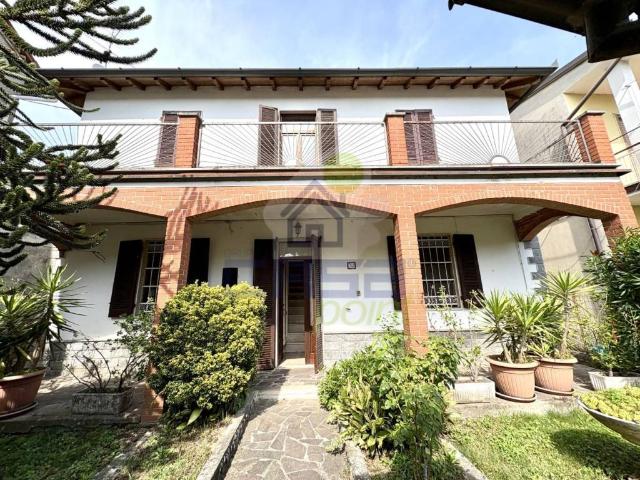 Villa Indipendente in vendita a Inverno E Monteleone, Lombardia