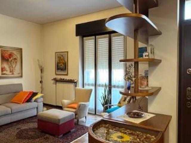 Villa Indipendente in vendita a Inveruno, Lombardia