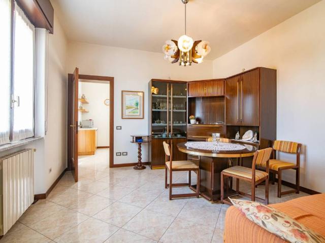 Villa Indipendente in vendita a Inzago, Lombardia