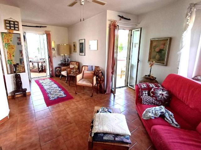 Villa Indipendente in vendita a Calabria, Catanzaro