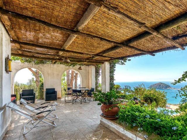 Villa Indipendente in vendita a Vatoliere, Barano d'Ischia