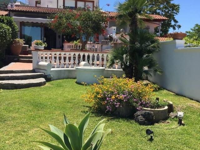 Villa Indipendente in vendita a Campagnano, Ischia