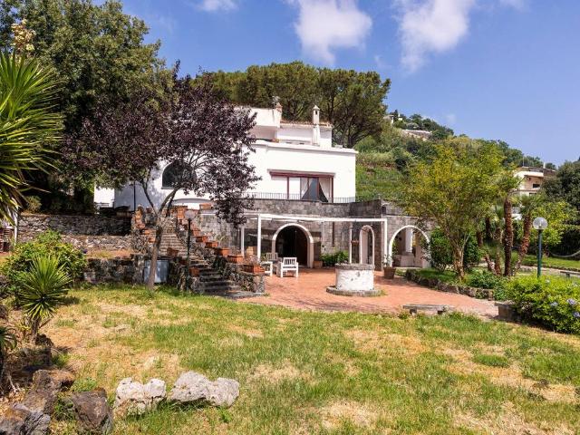 Villa Indipendente in vendita a Piripissa, Ischia