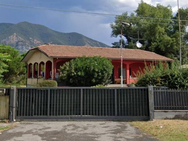 Villa Indipendente in vendita a Comunità montana del Sebino bresciano, Iseo