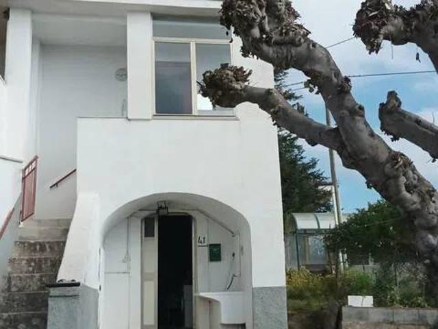 Villa Indipendente in vendita a Isernia, Molise