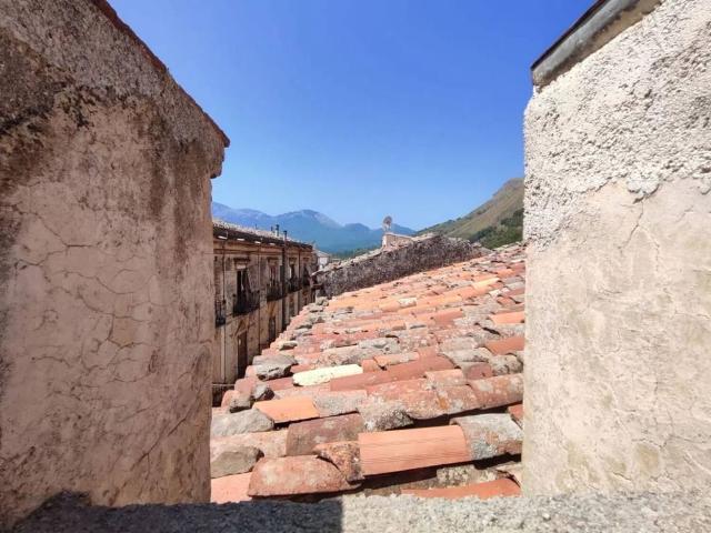 Villa Indipendente in vendita a Isnello, Palermo