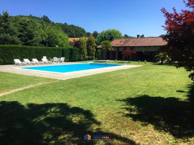 Villa Indipendente in vendita a Piemonte, Asti