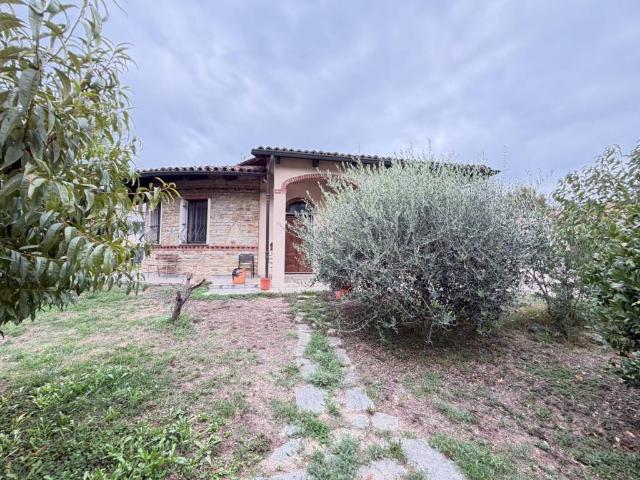 Villa Indipendente in vendita a Molini d'Isola, Isola d'Asti