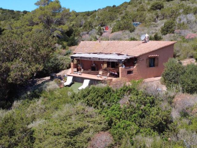 Villa Indipendente in vendita a Isola del Giglio, Giannutri
