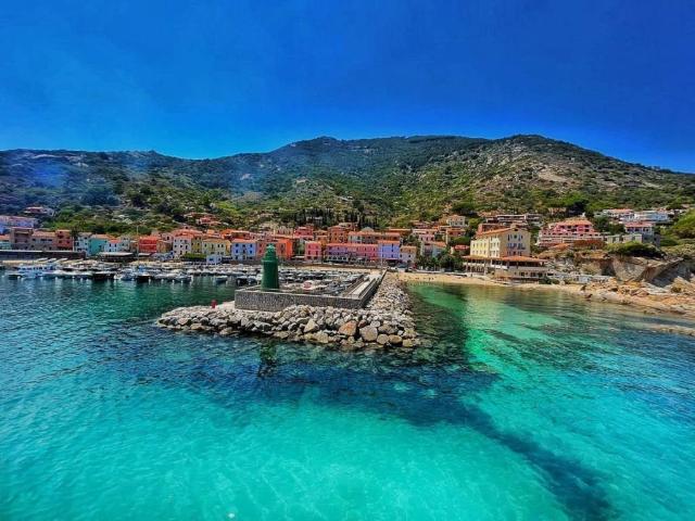 Villa Indipendente in vendita a Isola del Giglio, Giglio Castello