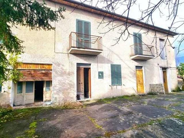 Villa Indipendente in vendita a Isola Del Liri E Superiore, Lazio