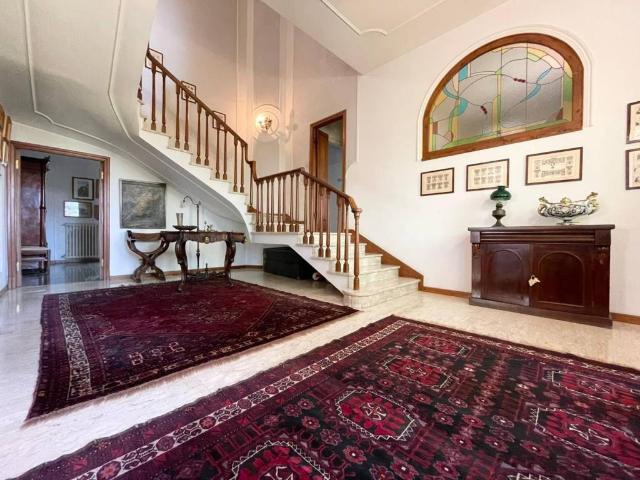Villa Indipendente in vendita a Isola Del Liri E Superiore, Lazio