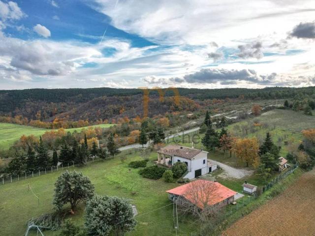 Villa Indipendente in vendita a Marche, Pesaro E Urbino