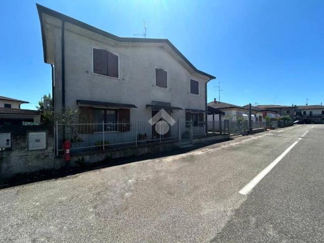 Villa Indipendente in vendita a Isola Della Scala, Veneto