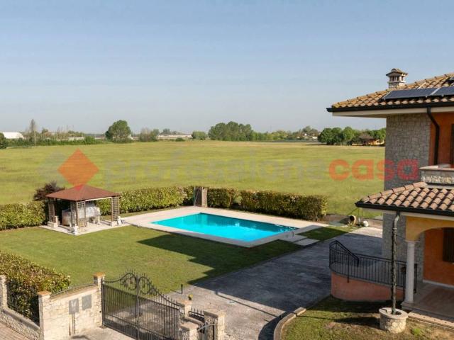 Villa Indipendente in vendita a Isola Della Scala, Veneto