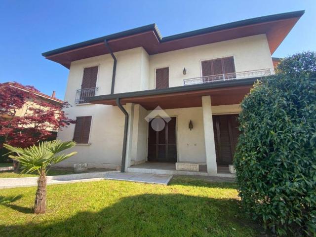 Villa Indipendente in vendita a Isola Della Scala, Veneto