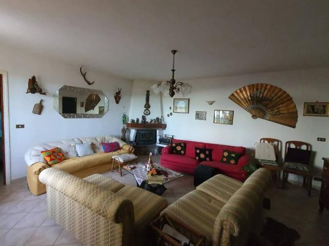 Villa Indipendente in vendita a Isolabona, Liguria