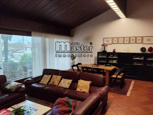 Villa Indipendente in vendita a Istrana, Veneto