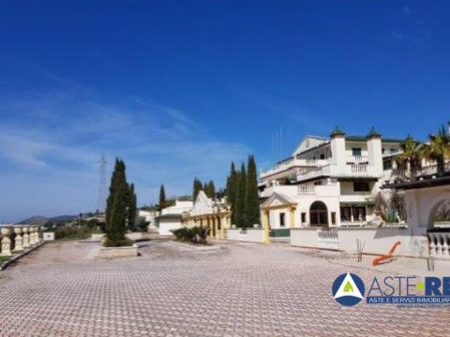 Villa Indipendente in vendita a Campiglioni, Itri