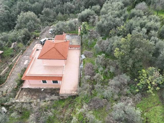 Villa Indipendente in vendita a Campiglioni, Itri