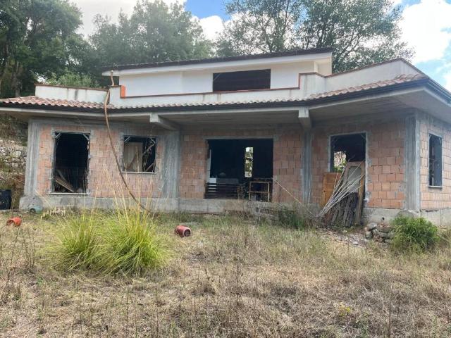 Villa Indipendente in vendita a Itri, Lazio