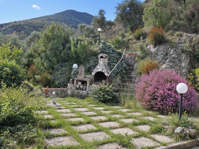 Villa Indipendente in vendita a Gaeta, Lazio